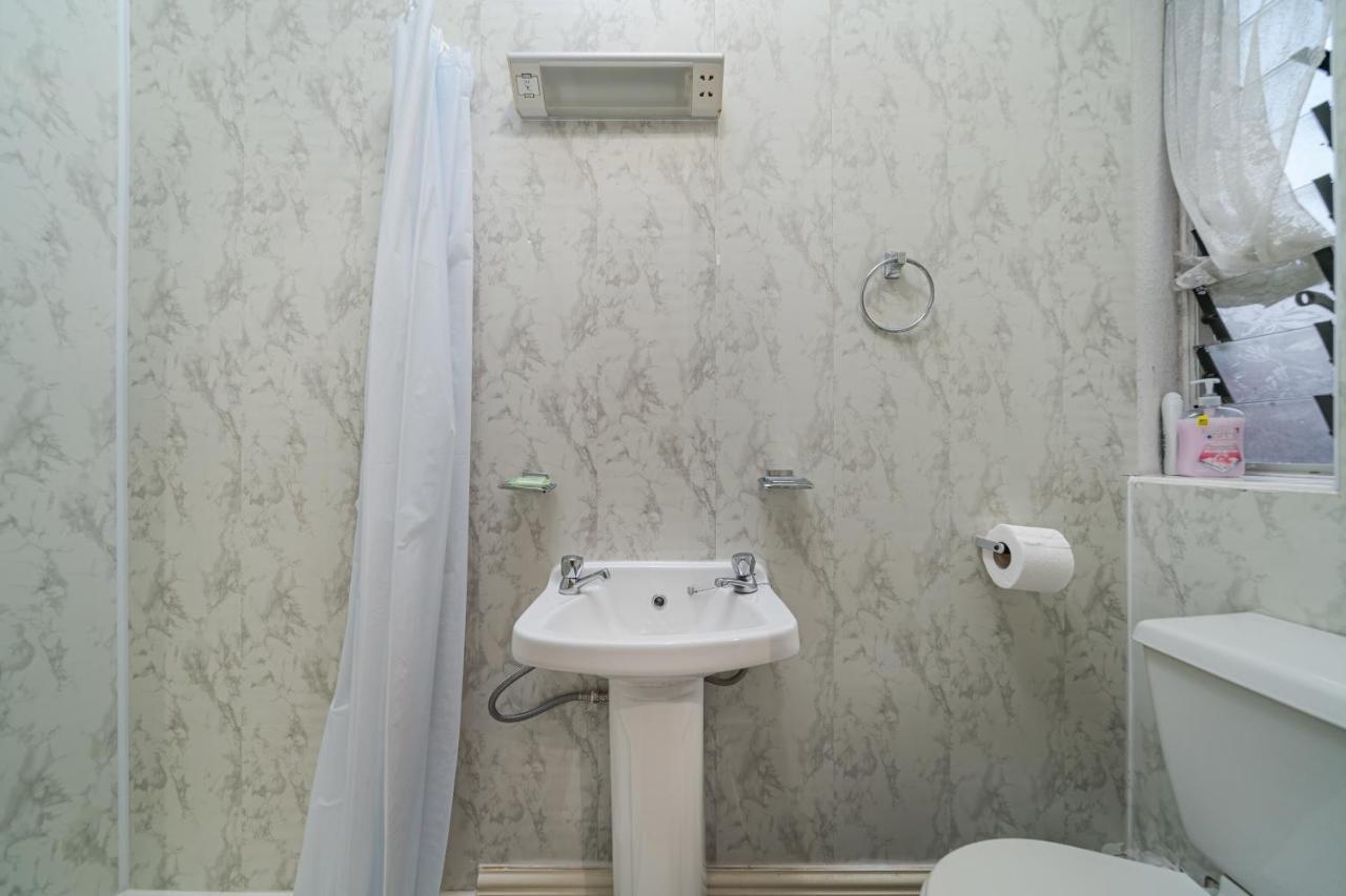 Deneside Guest House Blackpool Bagian luar foto